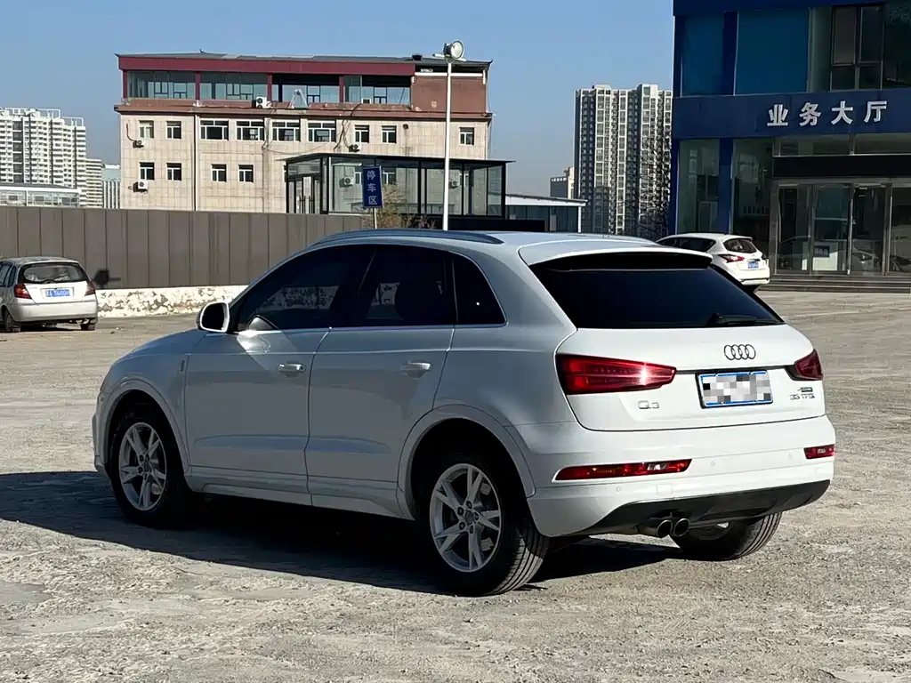 Audi Q3 2018 — фото 6