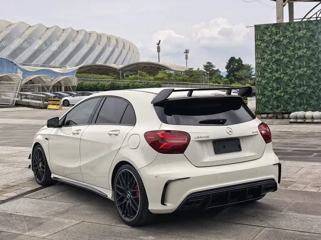 Mercedes-Benz A-Class AMG 2018 — фото 7