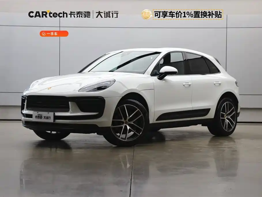Porsche Macan 2022 — фото 1
