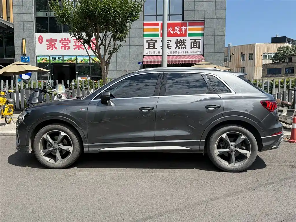 Audi Q3 2019