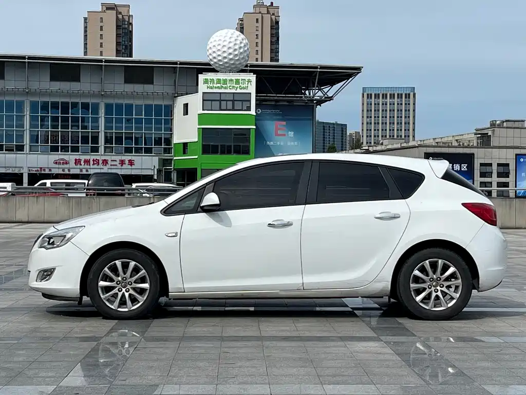 Buick Excelle 2015