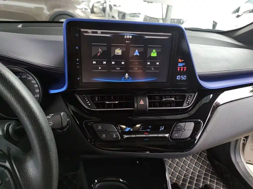 Toyota C-HR 2021 — фото 13