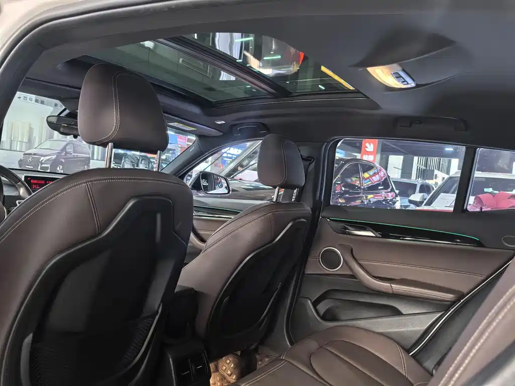 BMW X2 2020 — фото 11