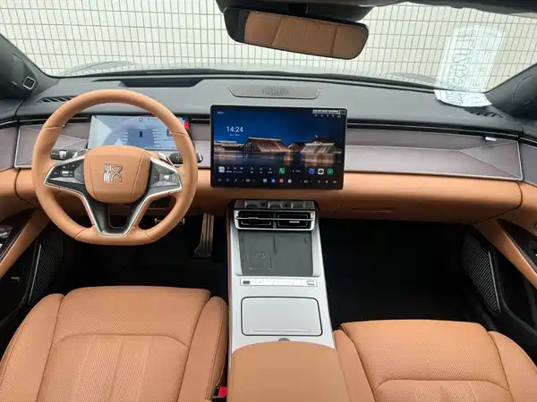BYD Han L 2025