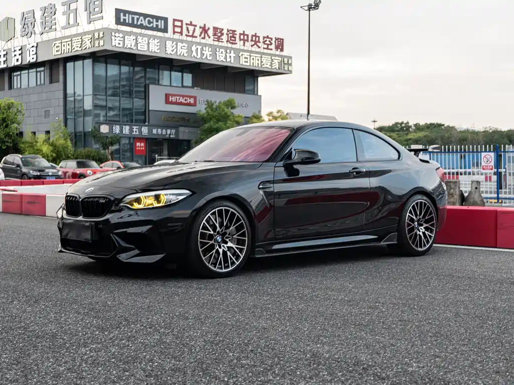 BMW M2 2020 — фото 1