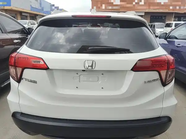 Honda Vezel 2016