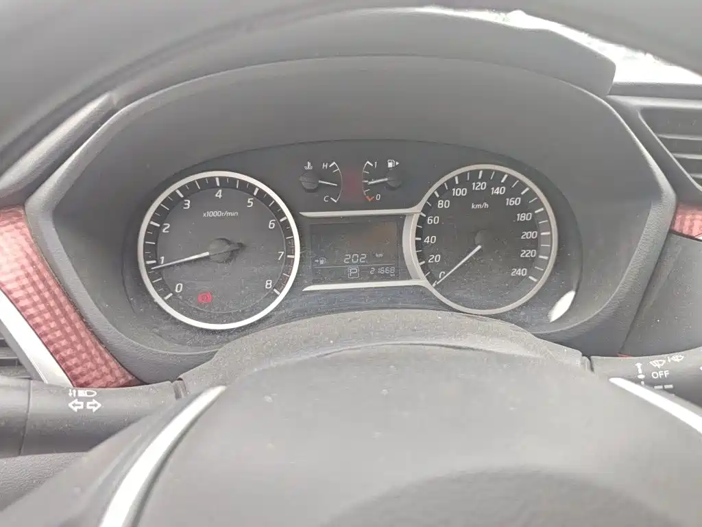 Nissan Bluebird 2020