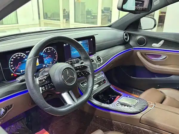 Mercedes-Benz E-Class 2021