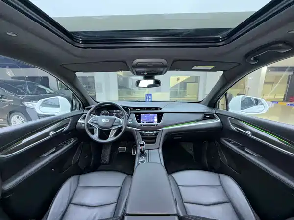 Cadillac XT5 2023