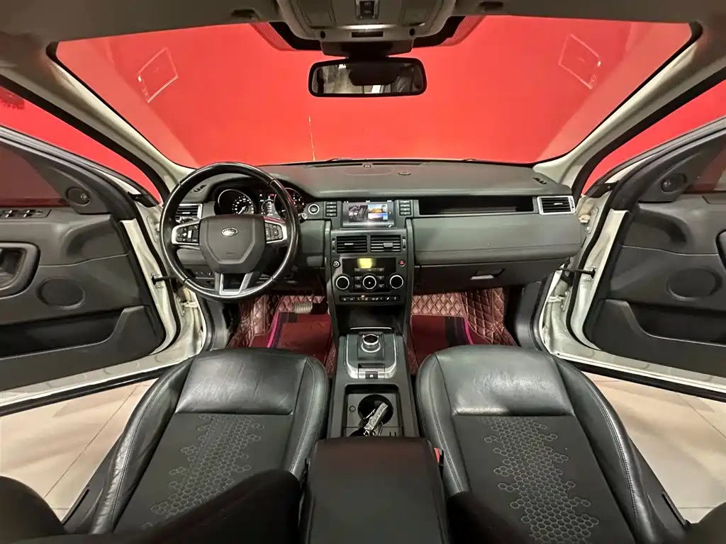 Land Rover Discovery Sport 2019 — фото 7