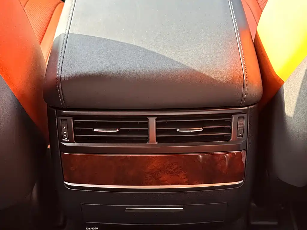 Lexus LX 2016 — фото 19