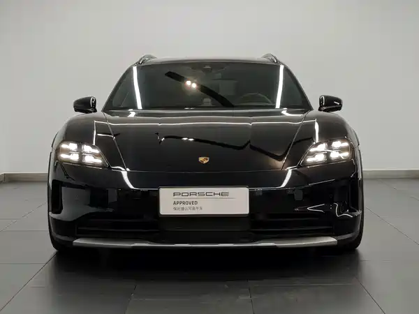 Porsche Taycan 2025