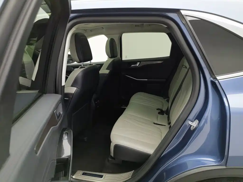 Ford Edge 2020 — фото 15