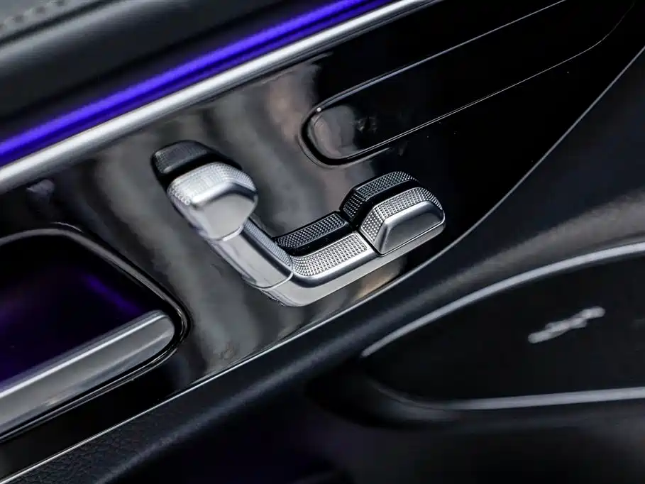 Mercedes-Benz C-Class 2024 — фото 26