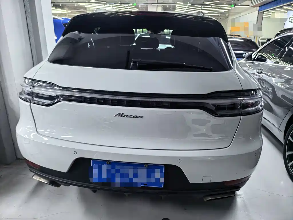 Porsche Macan 2019 — фото 13