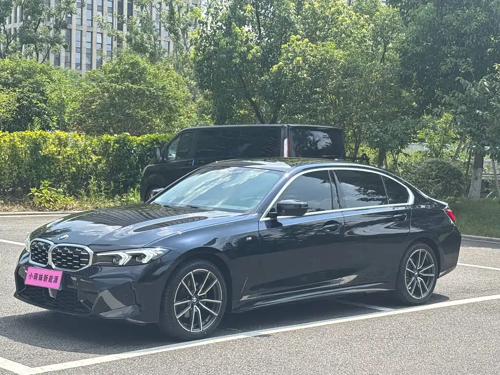 BMW 3 Series 2025