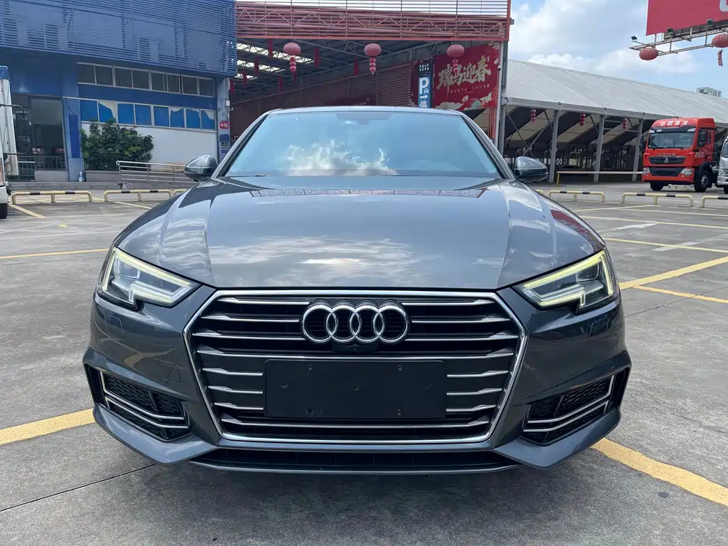 Audi A4L 2019 — фото 2
