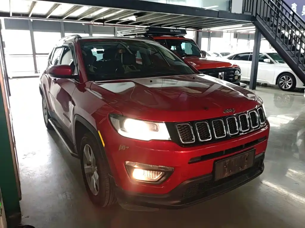 Jeep Compass 2017 — фото 4