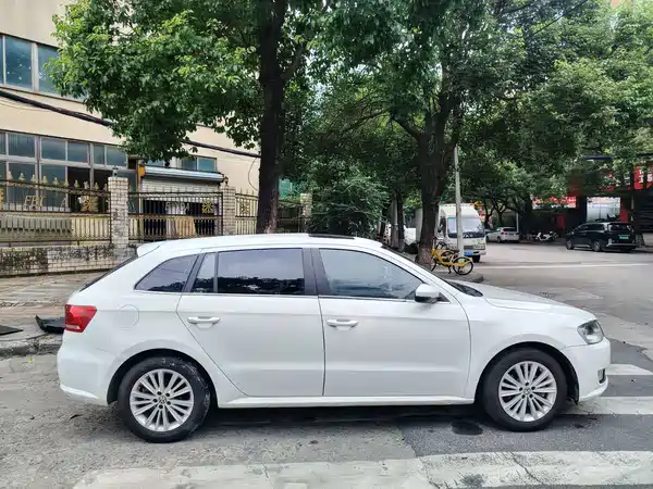 Volkswagen Gran Lavida 2015