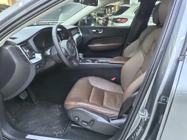 Volvo XC60 2019