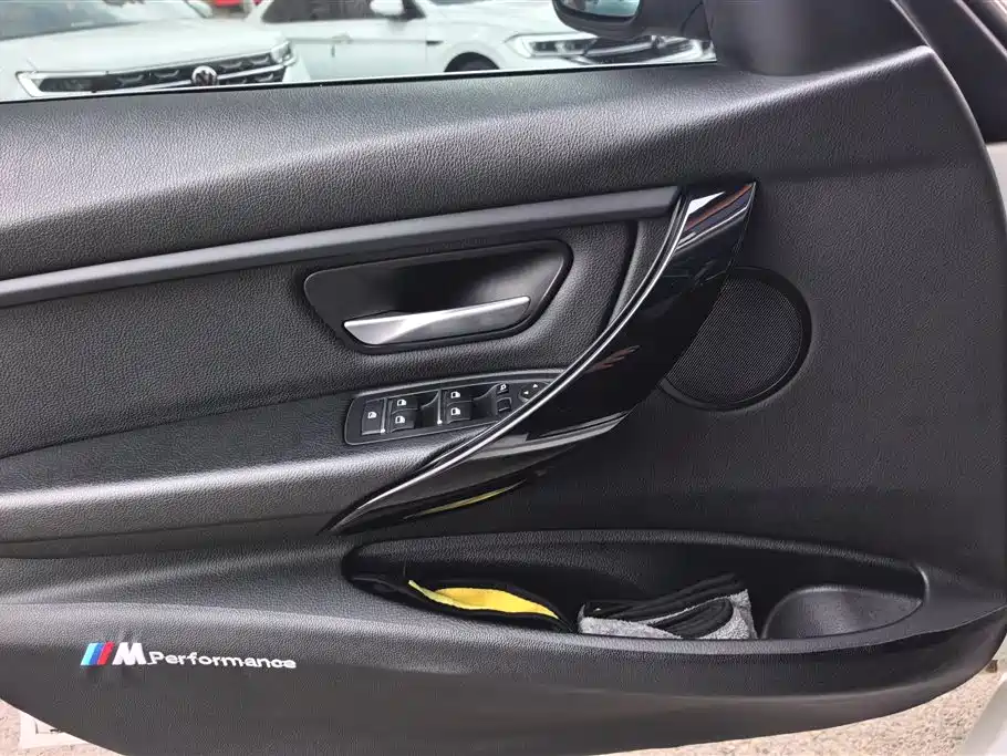 BMW 3 Series 2017