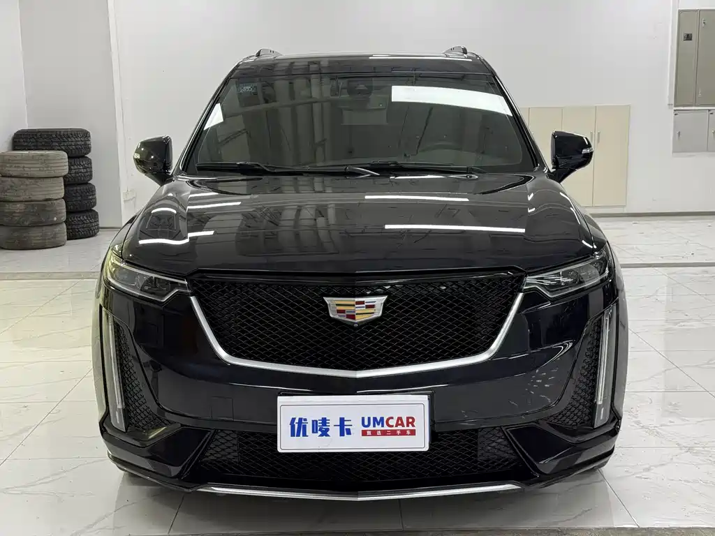 Cadillac XT6 2020 — фото 2