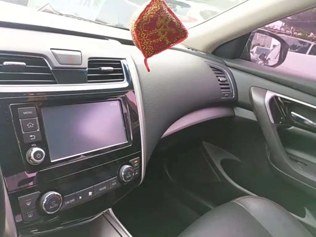 Nissan Teana 2017 — фото 10