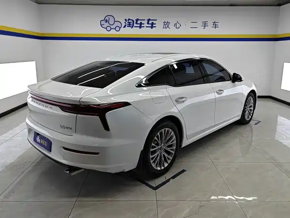 Bestune B70 2023