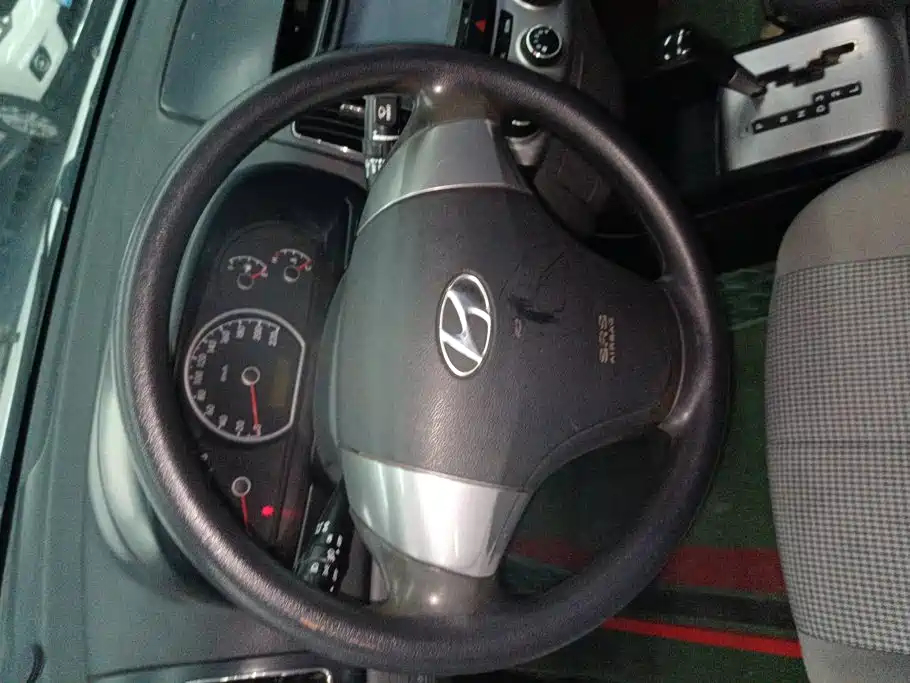 Hyundai Joyful 2015 — фото 15