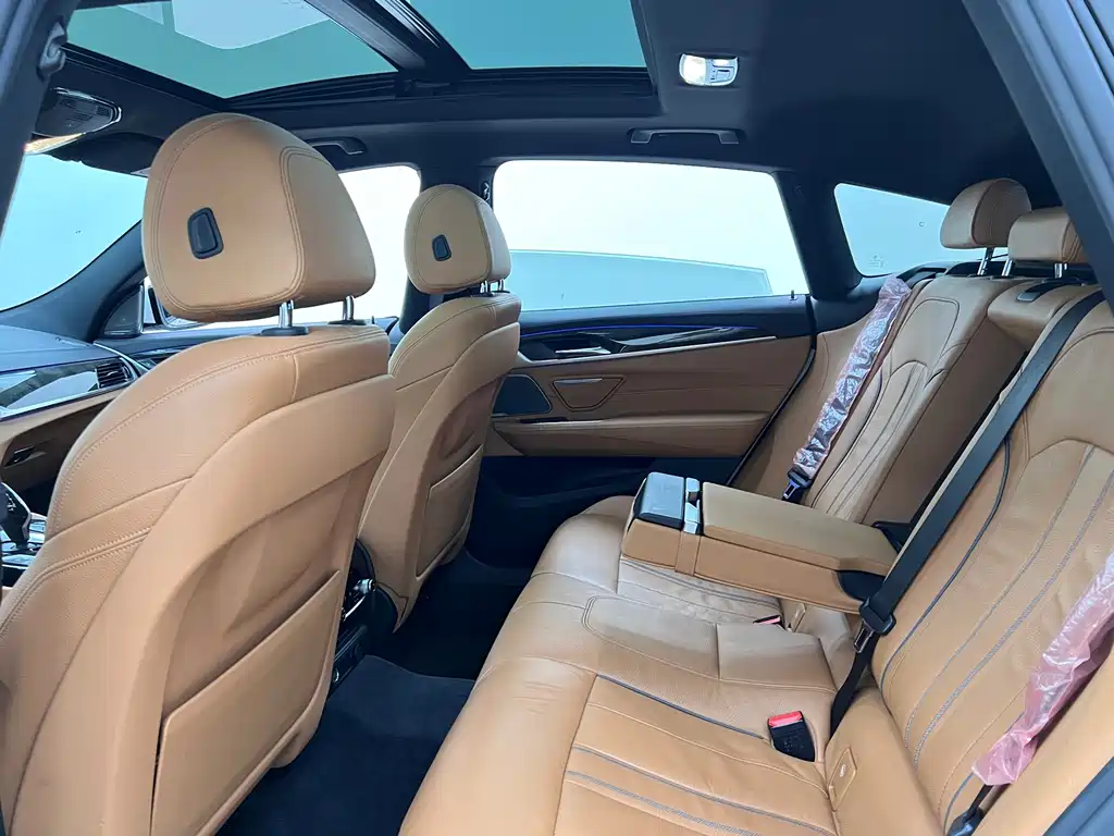 BMW 6 Series GT 2019 — фото 22