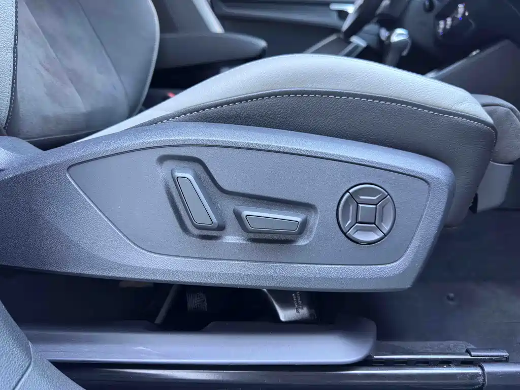 Audi Q3 2023 — фото 20