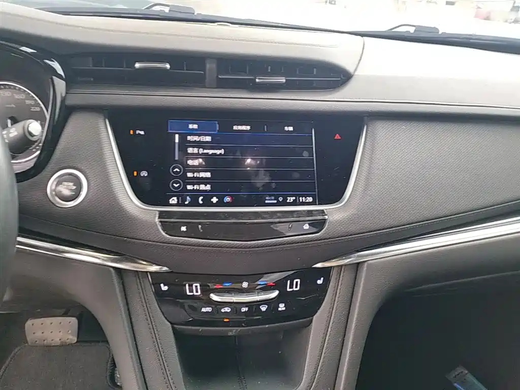 Cadillac XT5 2022 — фото 13