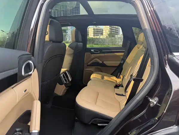 Porsche Cayenne 2016