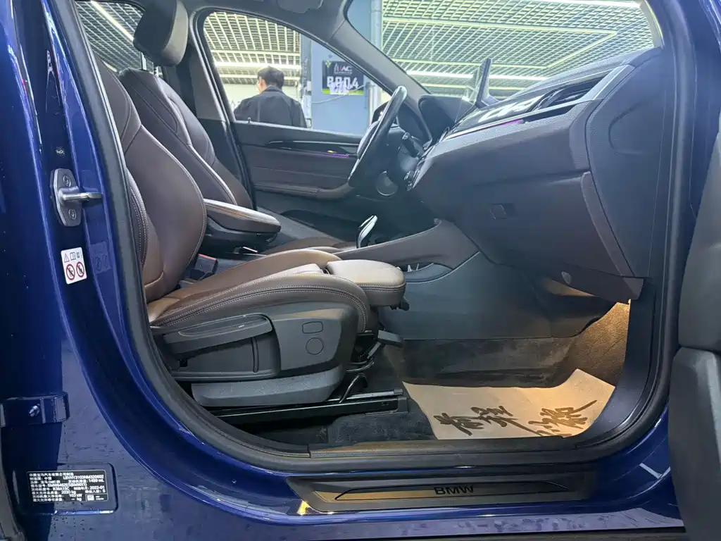 BMW X1 2022 — фото 11