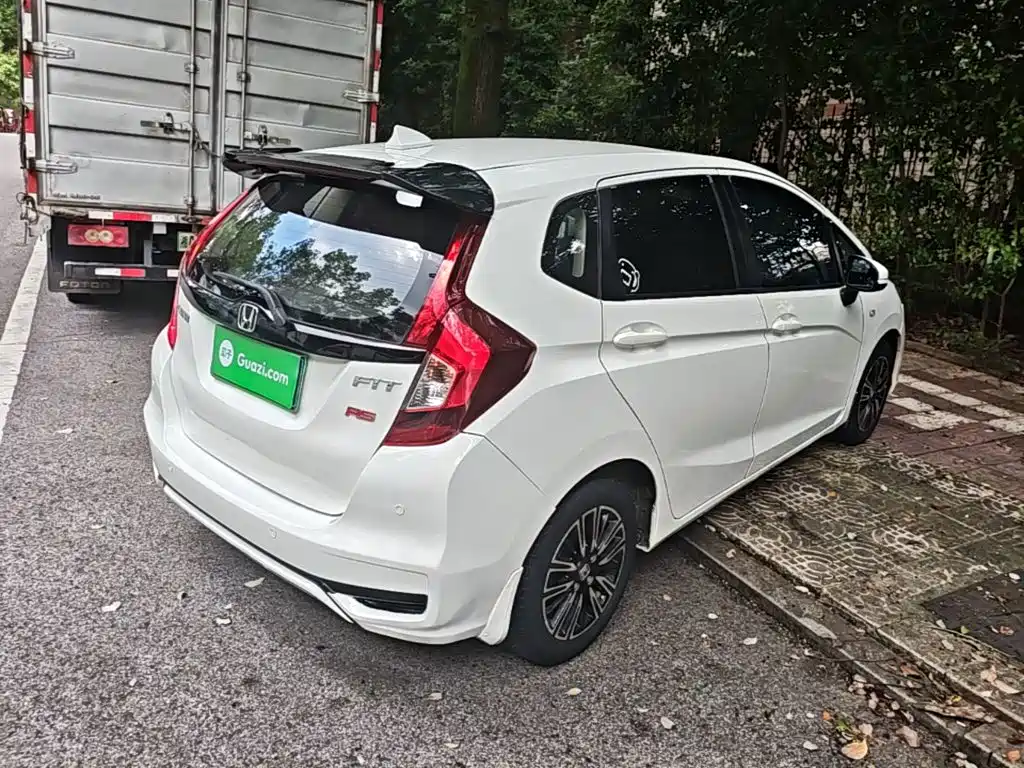 Honda Fit 2018 — фото 7