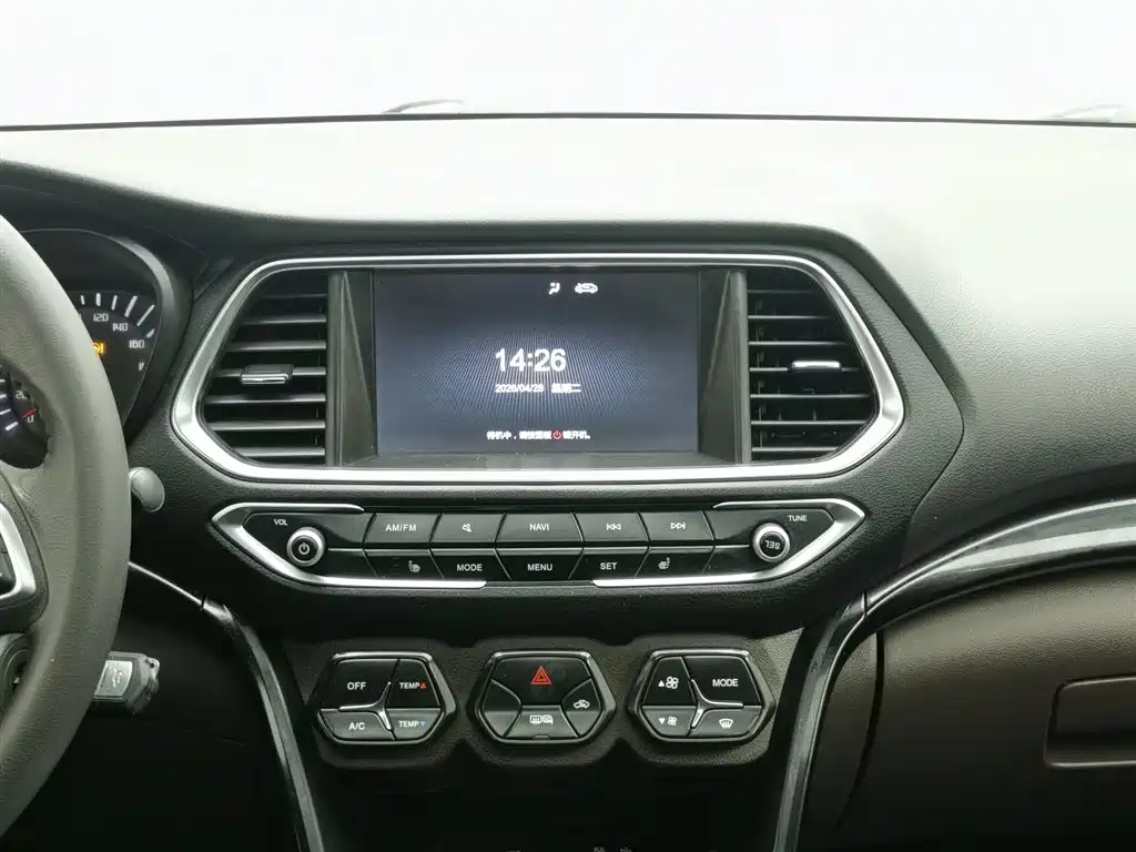 GAC Motor Trumpchi GS4 2016 — фото 12