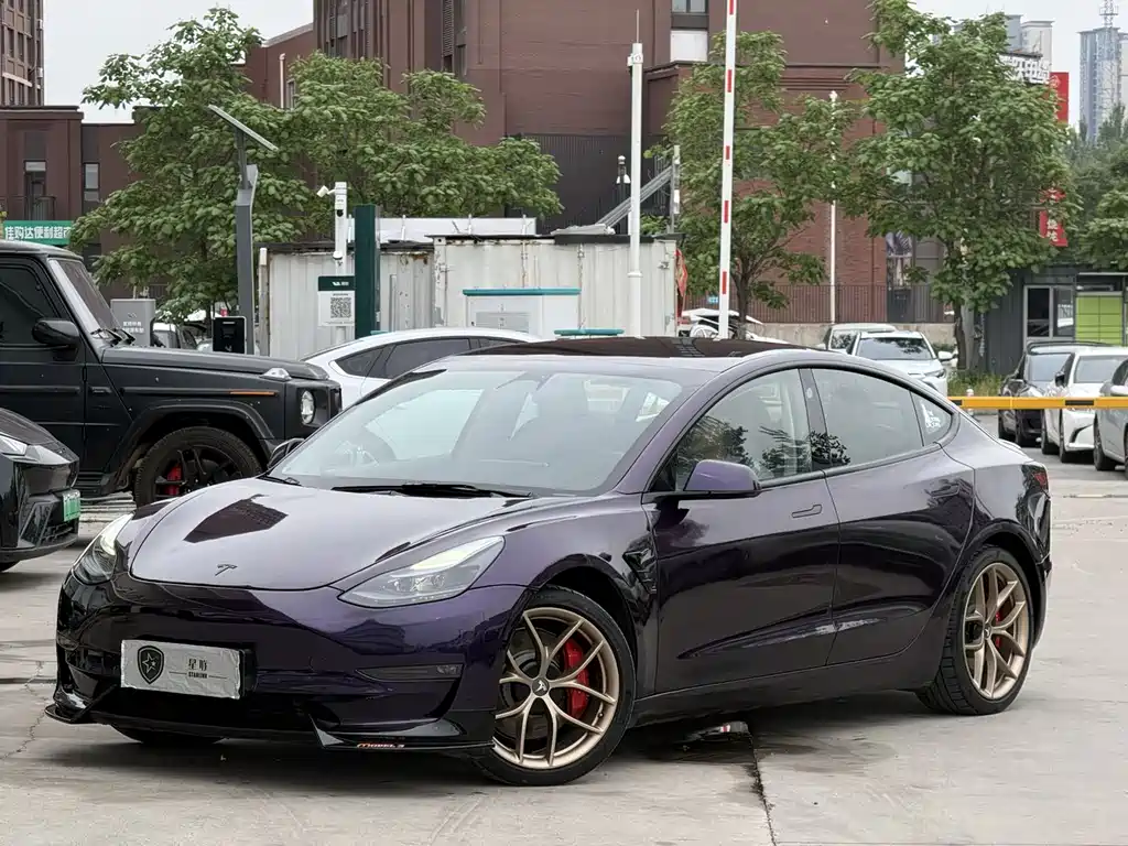 Tesla Model 3 2023