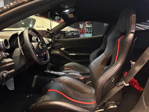 Ferrari F8 2021