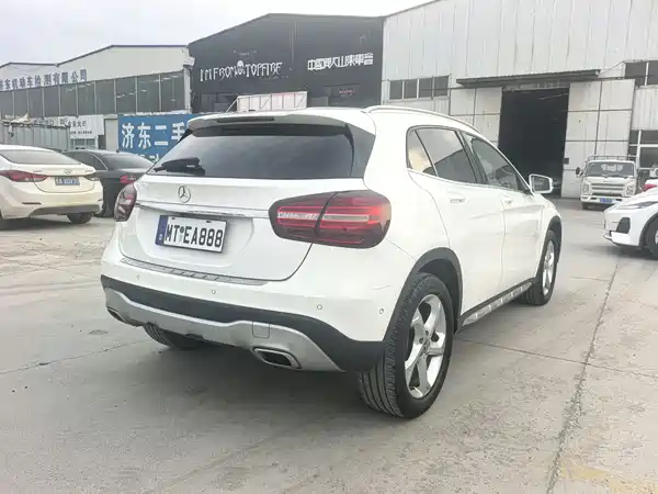 Mercedes-Benz GLA 2019