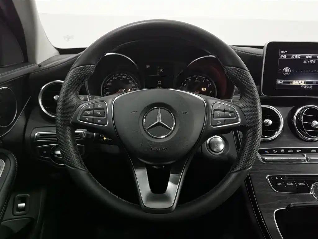 Mercedes-Benz C-Class 2016 — фото 11
