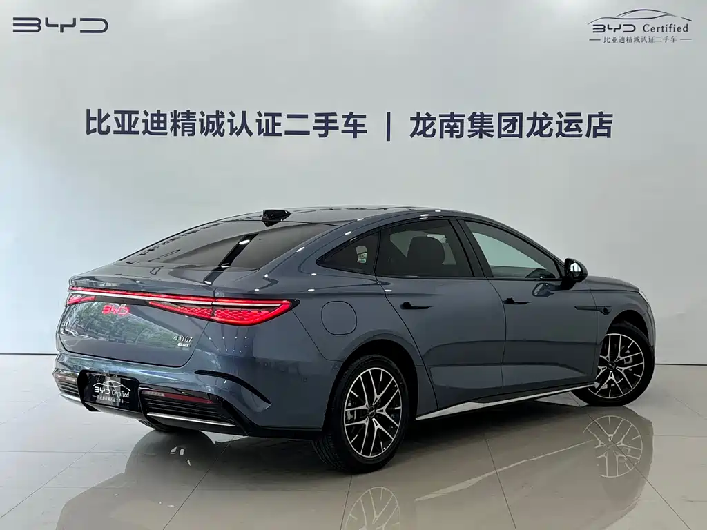 BYD Seal 07 DM-i 2025 — фото 13