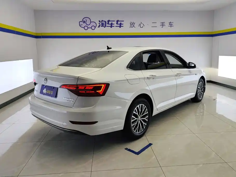 Volkswagen Sagitar 2021