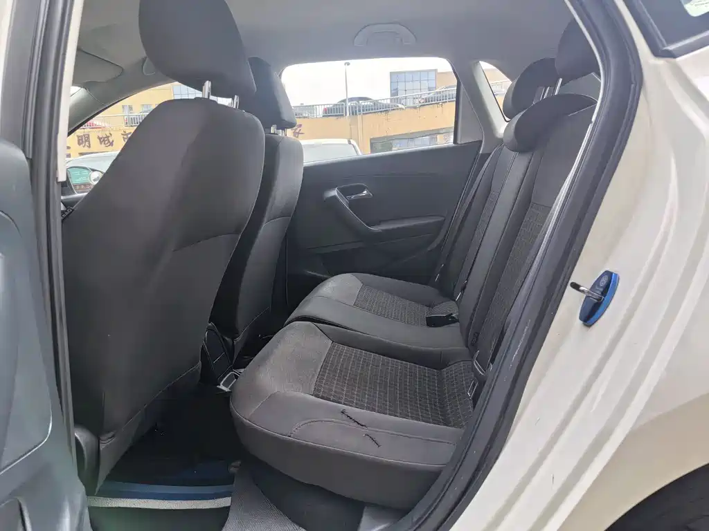 Volkswagen Polo 2016
