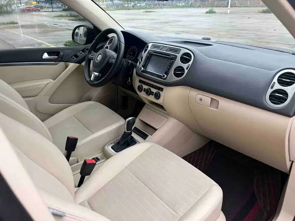 Volkswagen Tiguan 2016 — фото 10