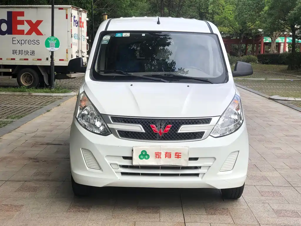 Wuling Rongguang V 2019 — фото 2