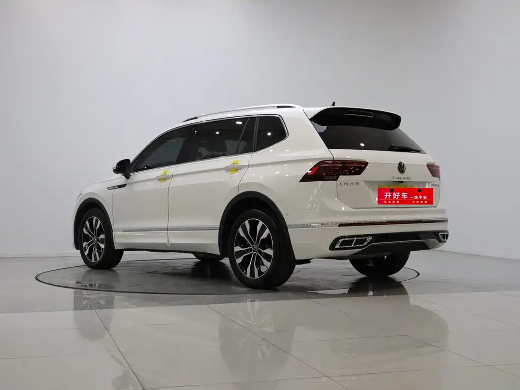 Volkswagen Tiguan L 2024