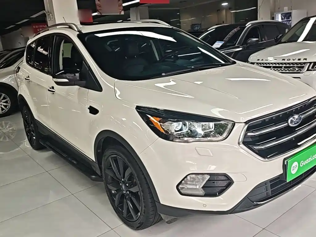 Ford Kuga 2017 — фото 4