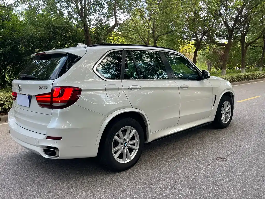 BMW X5 2015 — фото 17