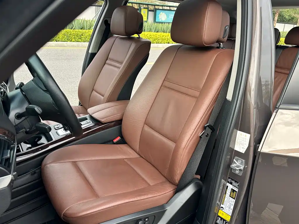 BMW X5 2012 — фото 16