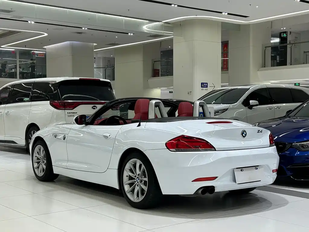 BMW Z4 2013 — фото 14